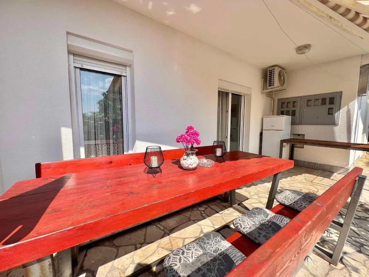 Apartment In Dramalj 45031 Croatia