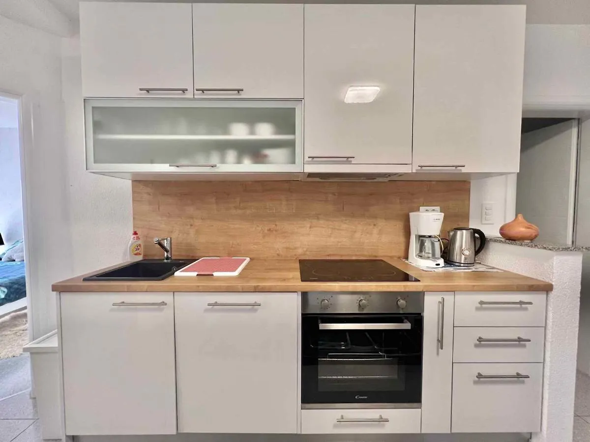 Apartment In Dramalj 45031