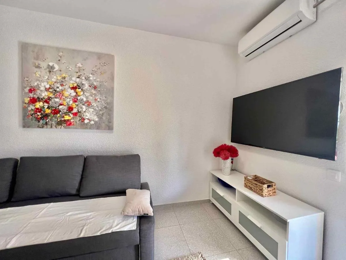 Apartment In Dramalj 45031